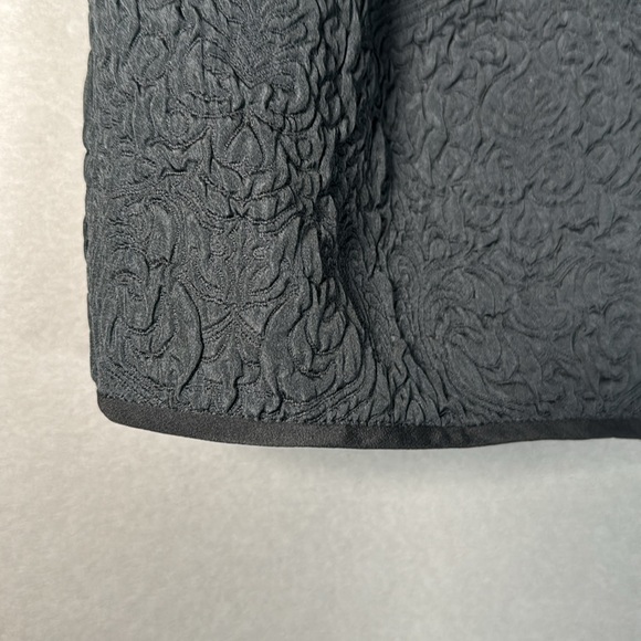 Wilfred black jacquard skirt, size 6, silver back zip, from Netflix series - Picture 4 of 5